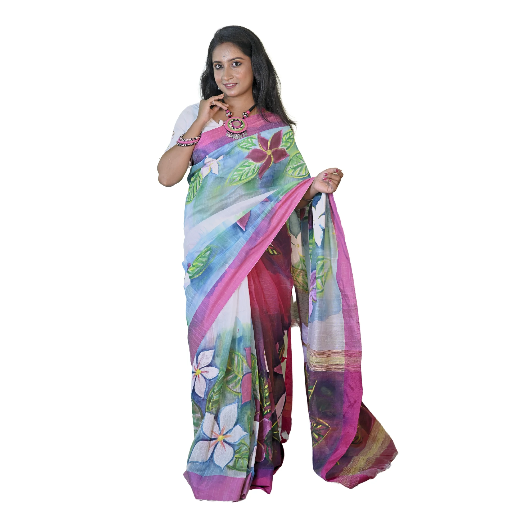Nayantara Flower Designer Handloom Saree With Blouse Piece